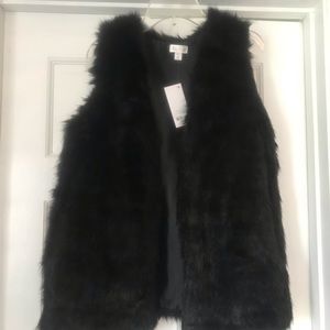 Faux fur vest with pockets